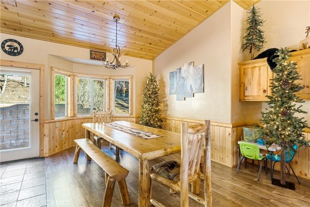 43628 Yosemite Drive, Big Bear Lake, CA 92315