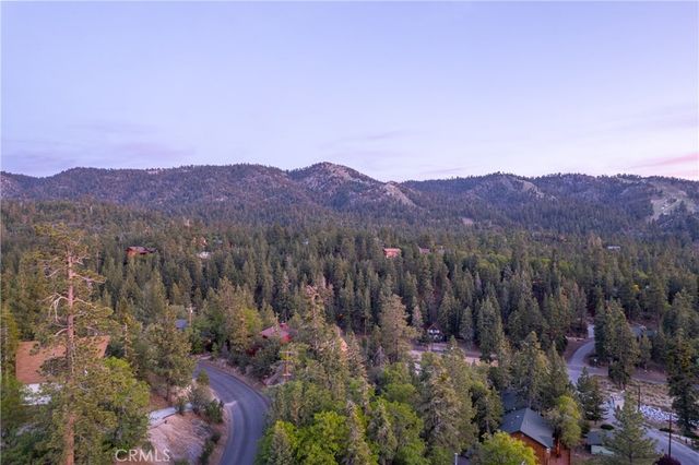 43628 Yosemite Drive, Big Bear Lake, CA 92315