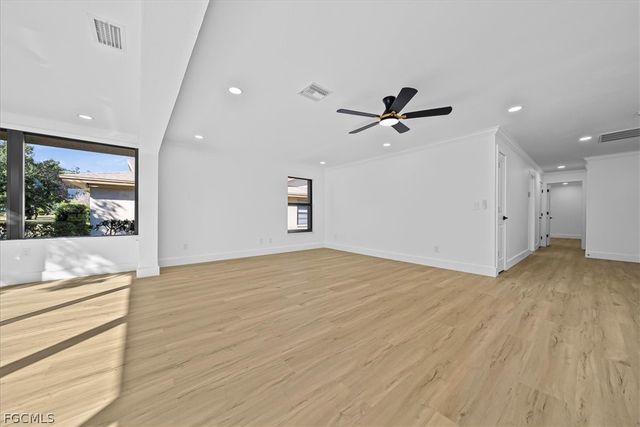 5671 Balkan CT, Fort Myers, FL 33919