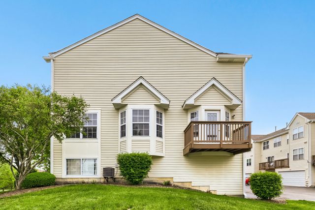 34290 N Barberry Road, Round Lake Beach, IL 60073