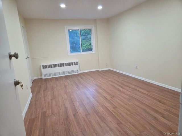 1170A Port Washington Boulevard, Port Washington, NY 11050