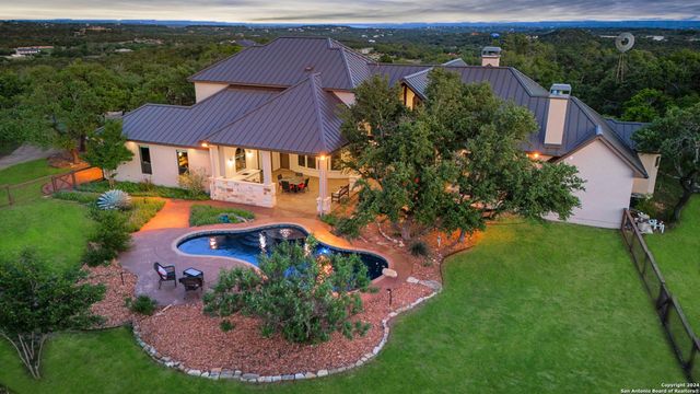 1941 Canyon Curve, Spring Branch, TX 78070