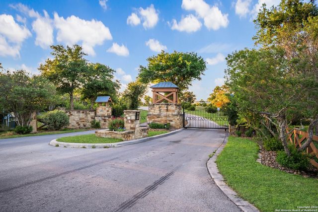 1941 Canyon Curve, Spring Branch, TX 78070