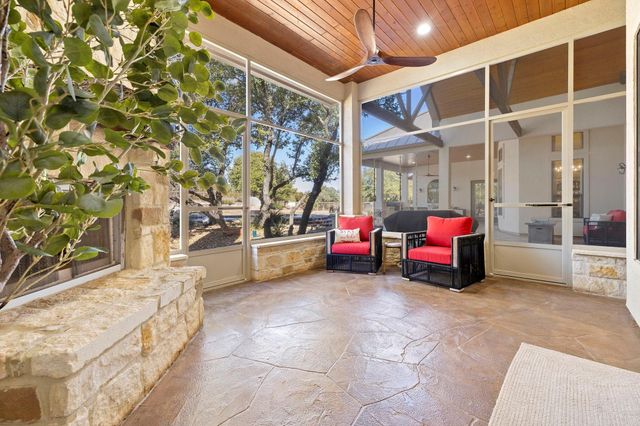 1941 Canyon Curve, Spring Branch, TX 78070