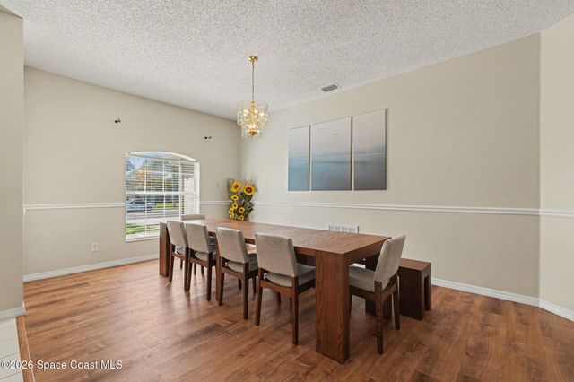 1932 Laramie Circle, Melbourne, FL 32940