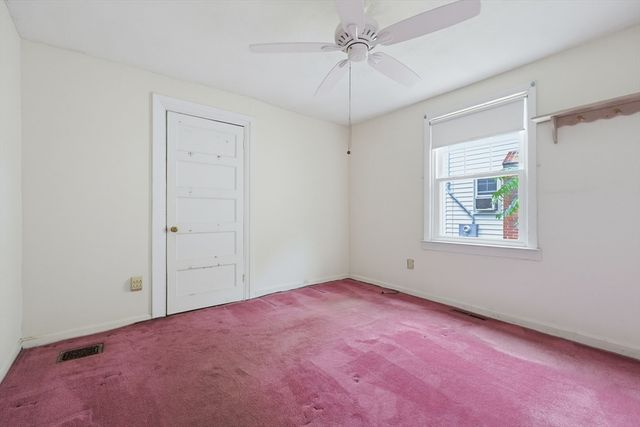 18 Plain St, Natick, MA 01760
