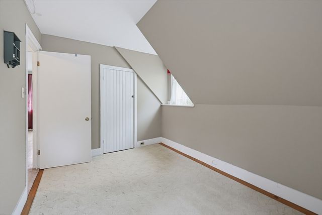 18 Plain St, Natick, MA 01760