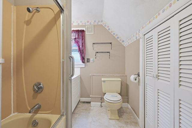 18 Plain St, Natick, MA 01760