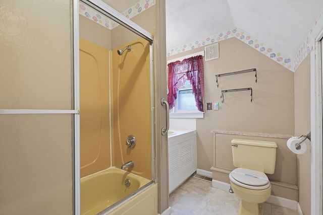 18 Plain St, Natick, MA 01760