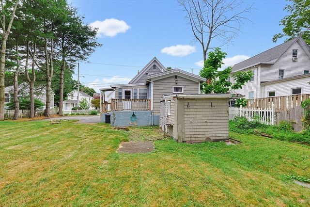 18 Plain St, Natick, MA 01760
