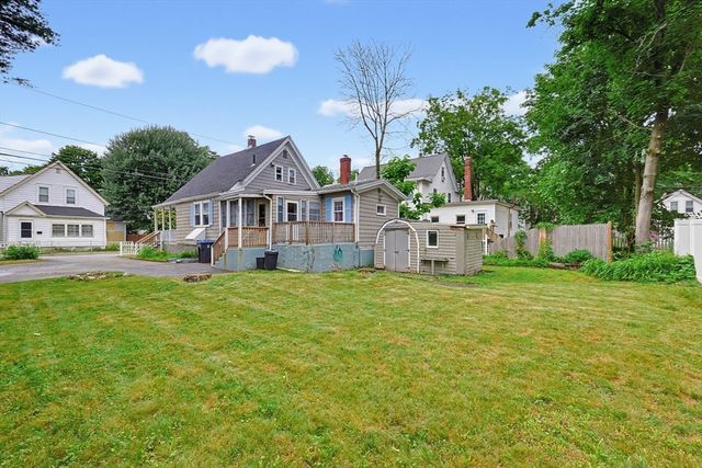 18 Plain St, Natick, MA 01760