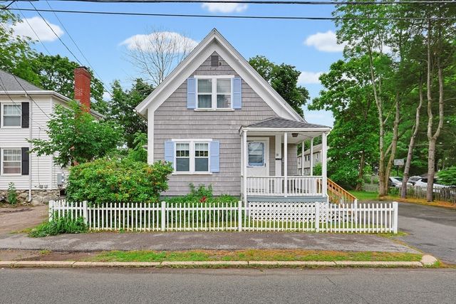 18 Plain St, Natick, MA 01760