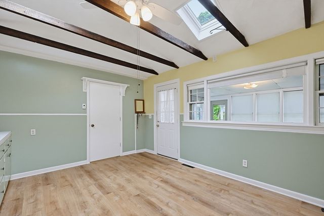 18 Plain St, Natick, MA 01760
