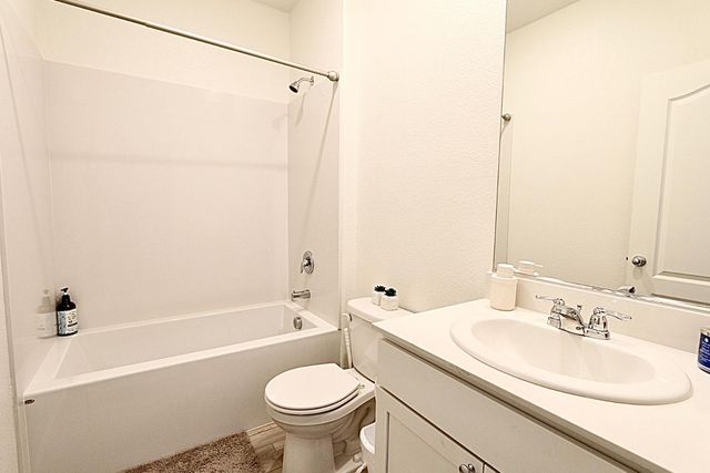 2216 Rick Dr, Marysville, CA 95901