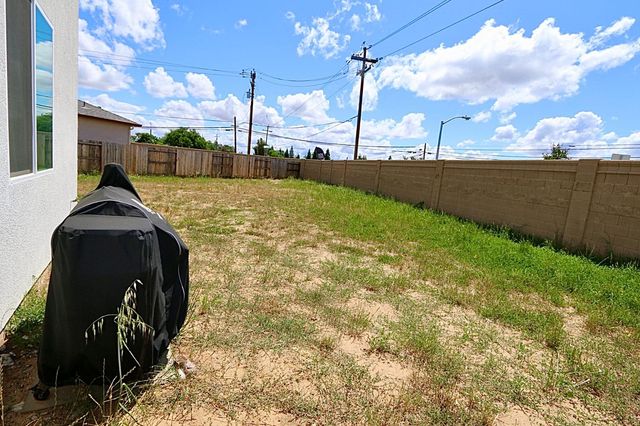 2216 Rick Dr, Marysville, CA 95901