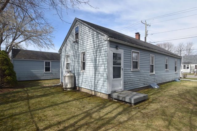 35 Olde Farm Lane, Rochester, NH 03867