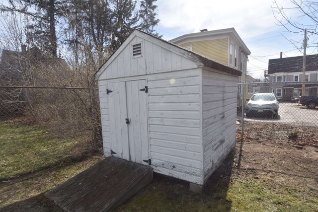 35 Olde Farm Lane, Rochester, NH 03867