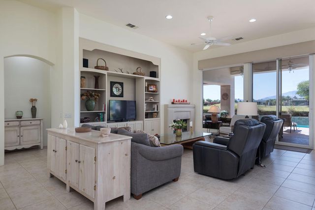 278 Loch Lomond Road, Rancho Mirage, CA 92270