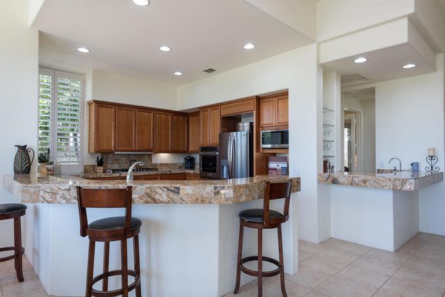 278 Loch Lomond Road, Rancho Mirage, CA 92270