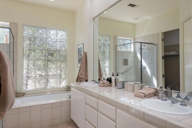 278 Loch Lomond Road, Rancho Mirage, CA 92270