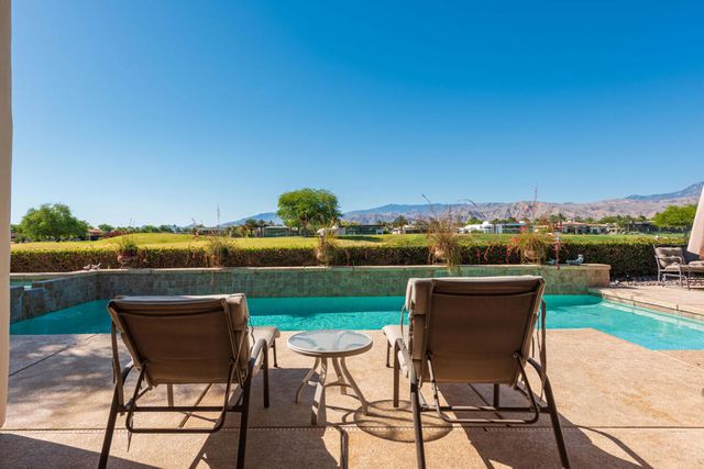 278 Loch Lomond Road, Rancho Mirage, CA 92270