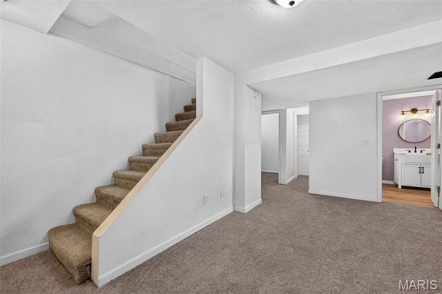 129 Royallbrook Lane, O'fallon, MO 63368