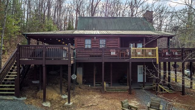 211 Highland Forest Drive, Morganton, GA 30560