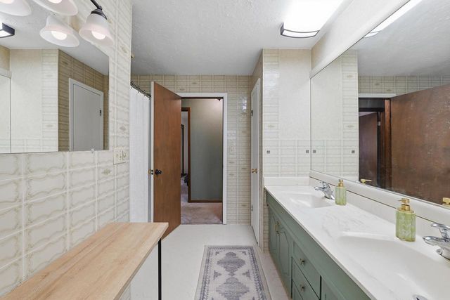 4252 Ridge ROAD, Colgate, WI 53017