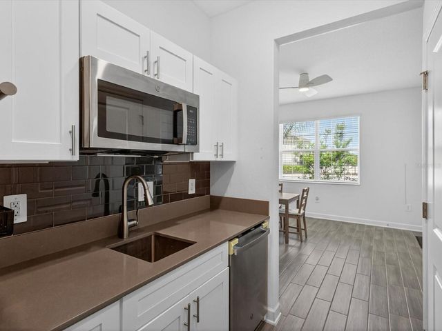 2894 CAMDEN WAY, Davenport, FL 33837