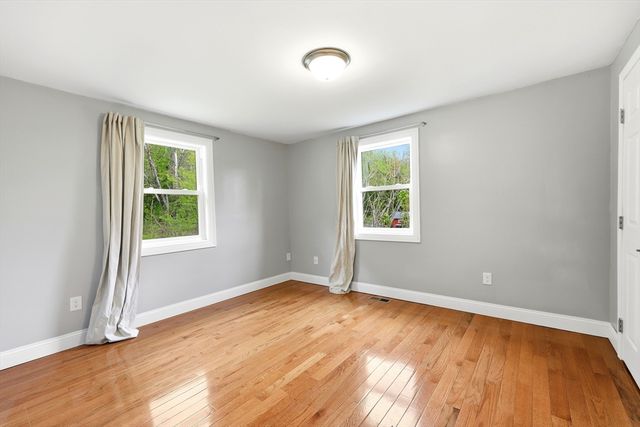 1185 Bay Road, Amherst, MA 01002
