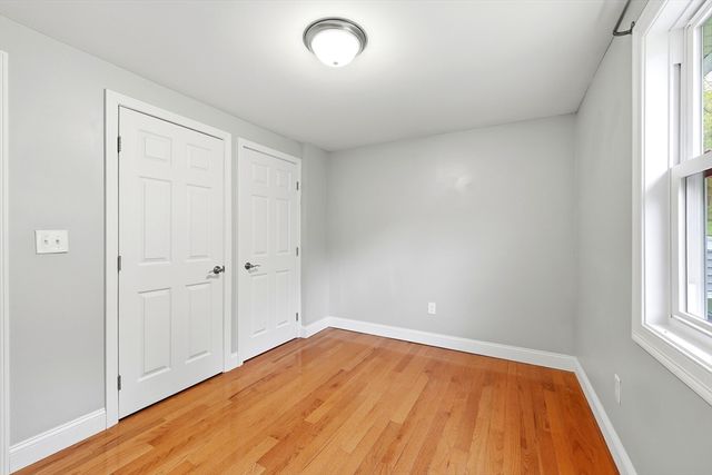 1185 Bay Road, Amherst, MA 01002