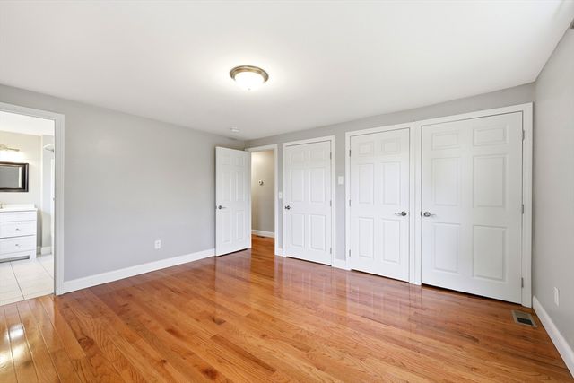 1185 Bay Road, Amherst, MA 01002