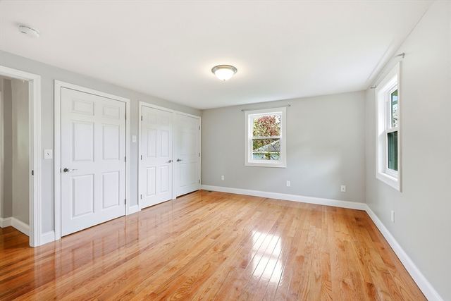 1185 Bay Road, Amherst, MA 01002