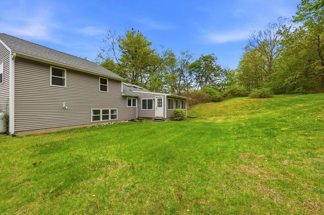 1185 Bay Road, Amherst, MA 01002