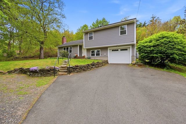 1185 Bay Road, Amherst, MA 01002