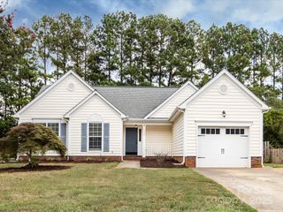 13030 Peacock Lane, Charlotte, NC 28215