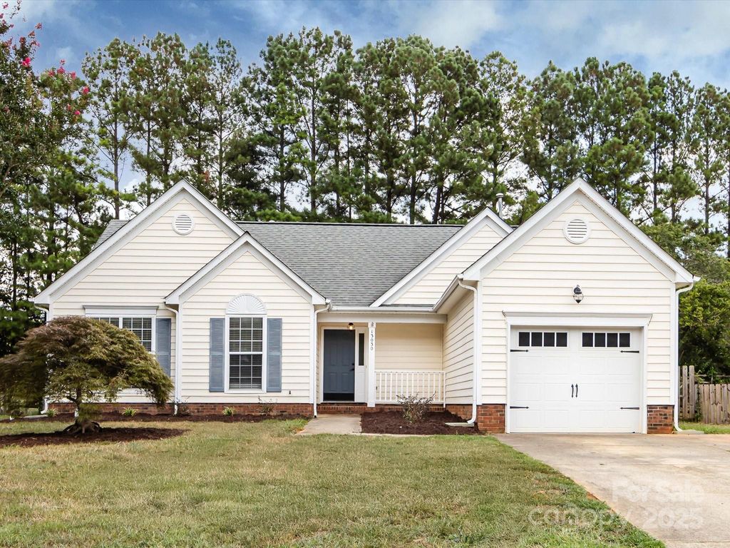13030 Peacock Lane, Charlotte, NC 28215
