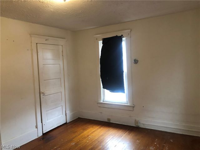 822 Highland Road NE, Canton, OH 44704