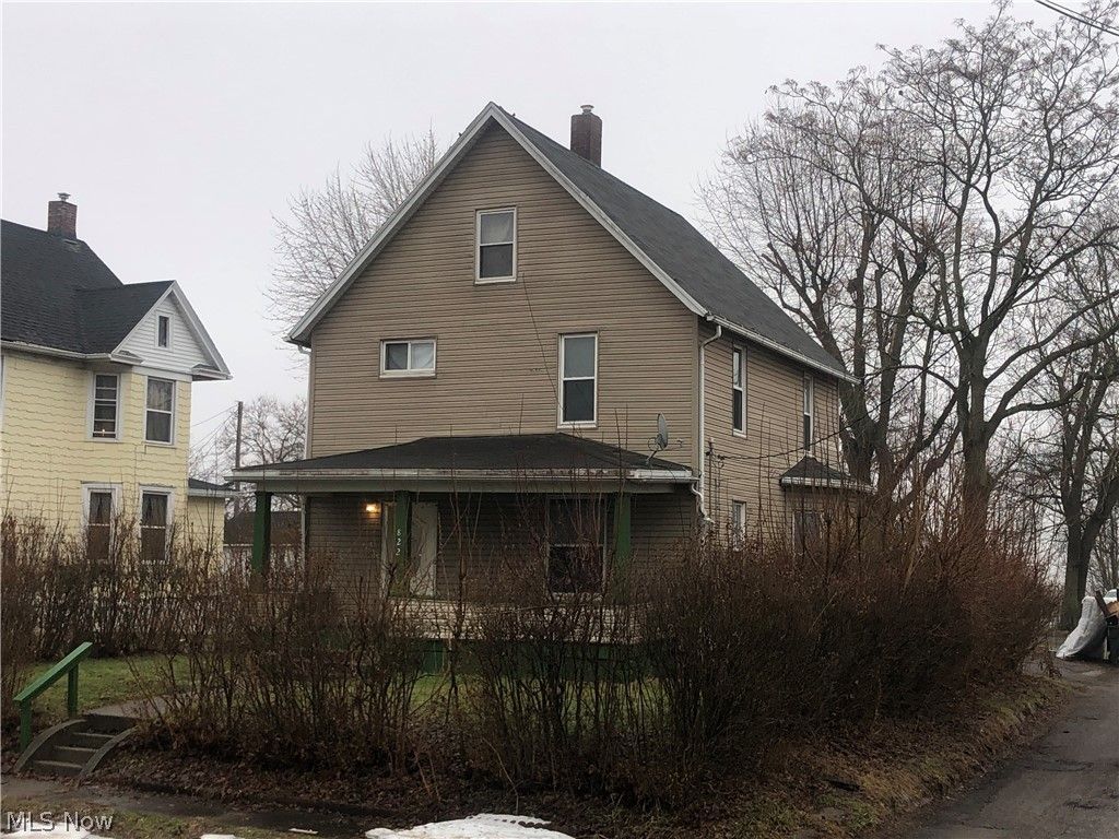 822 Highland Road NE, Canton, OH 44704