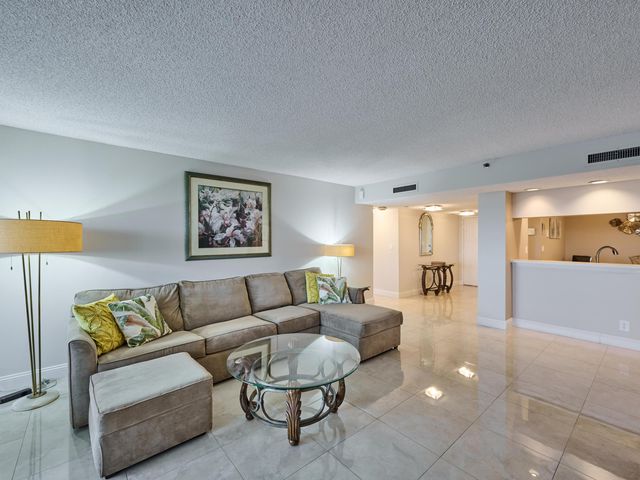 3420 S Ocean Boulevard 8w, Highland Beach, FL 33487