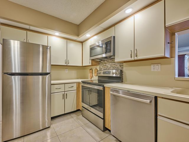 3420 S Ocean Boulevard 8w, Highland Beach, FL 33487