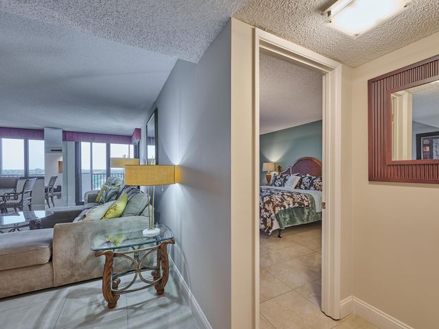 3420 S Ocean Boulevard 8w, Highland Beach, FL 33487