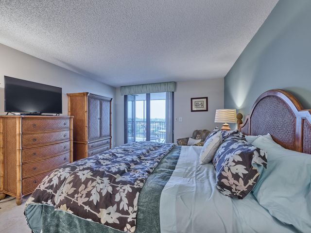 3420 S Ocean Boulevard 8w, Highland Beach, FL 33487