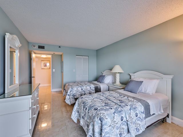 3420 S Ocean Boulevard 8w, Highland Beach, FL 33487