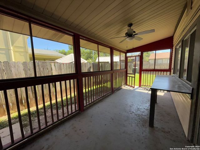 5618 Crater Lake, San Antonio, TX 78244