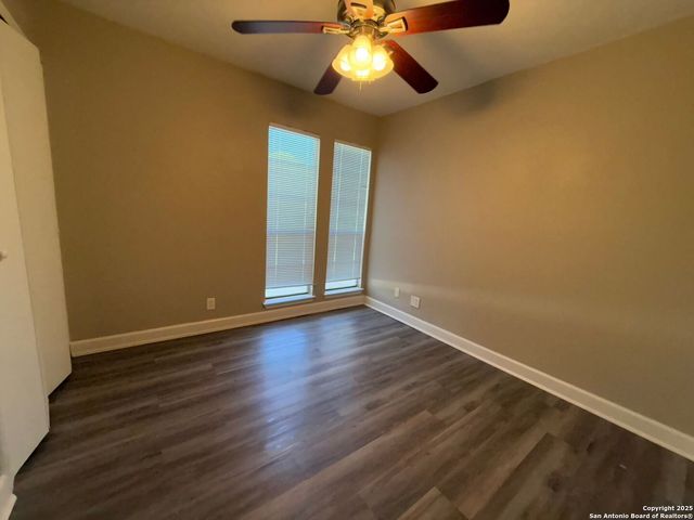 5618 Crater Lake, San Antonio, TX 78244