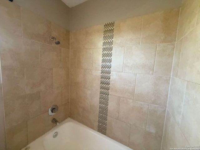 5618 Crater Lake, San Antonio, TX 78244
