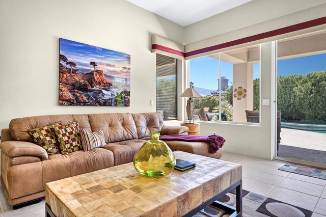 19 Scarborough Way, Rancho Mirage, CA 92270