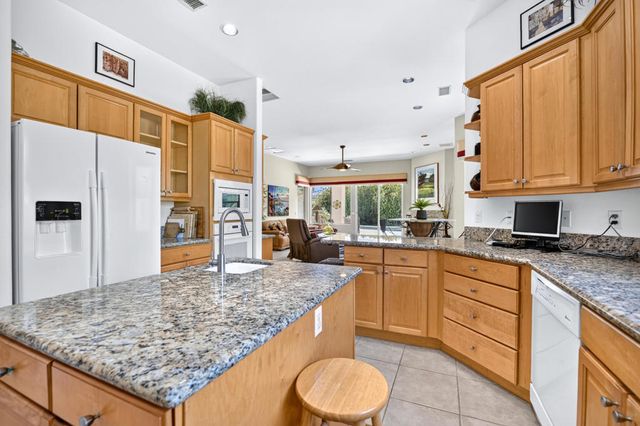 19 Scarborough Way, Rancho Mirage, CA 92270