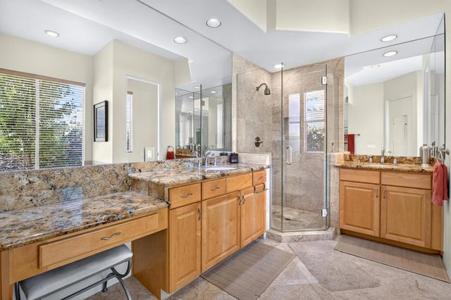 19 Scarborough Way, Rancho Mirage, CA 92270